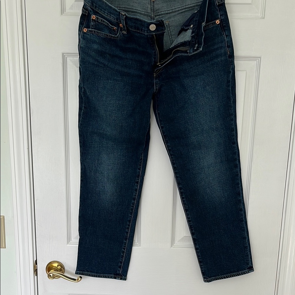 Blue Straight Leg Jeans with Contrast Stitching. Inseam 25 1/2 inches.